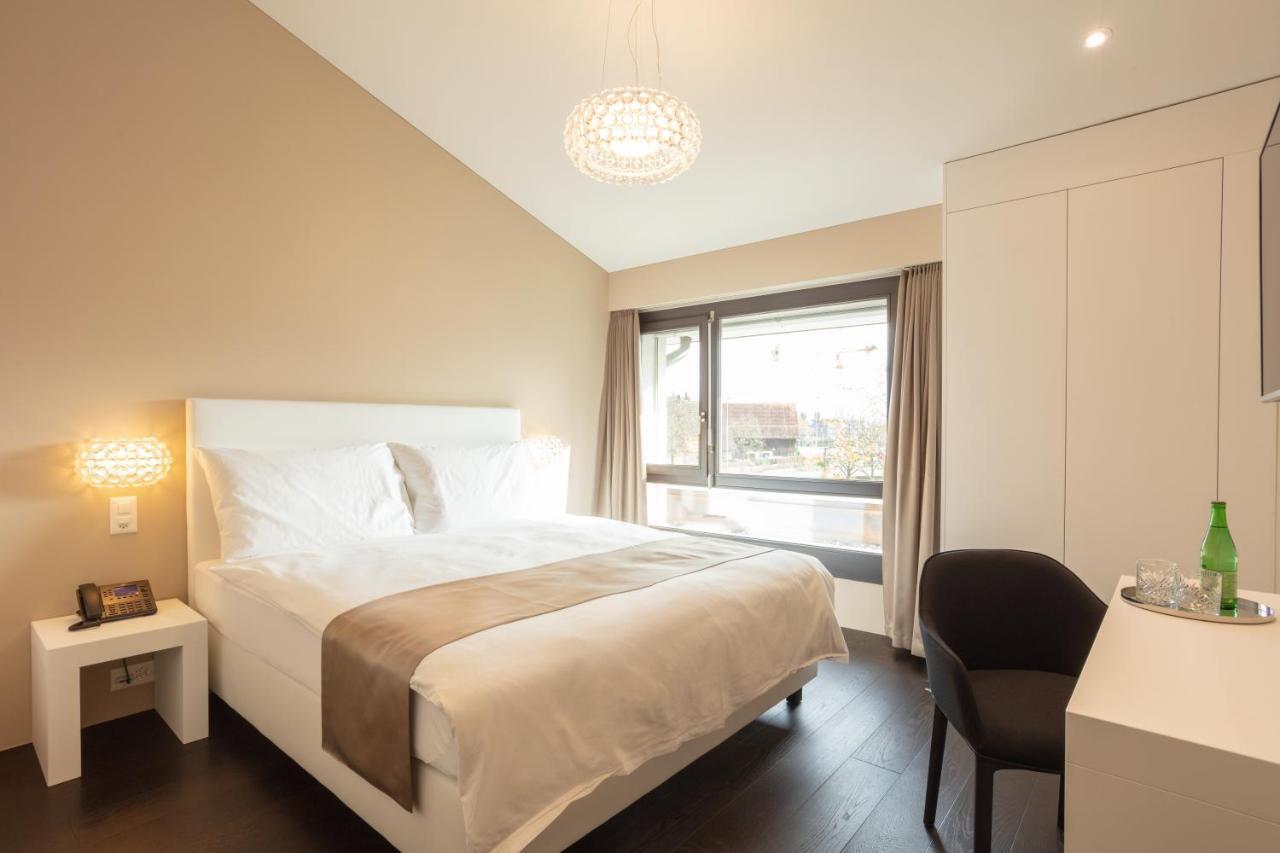 Hotel Lo! Im Kreuz Jona Rapperswil  ภายนอก รูปภาพ